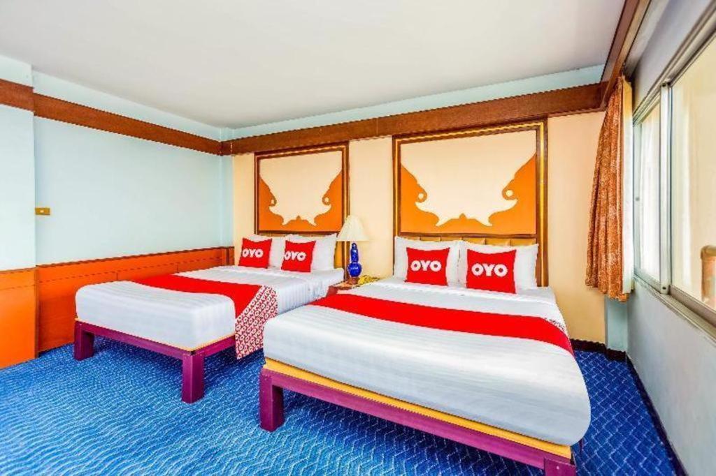 Oyo 441 Grand Thara Hotel Surat Thani Exterior foto